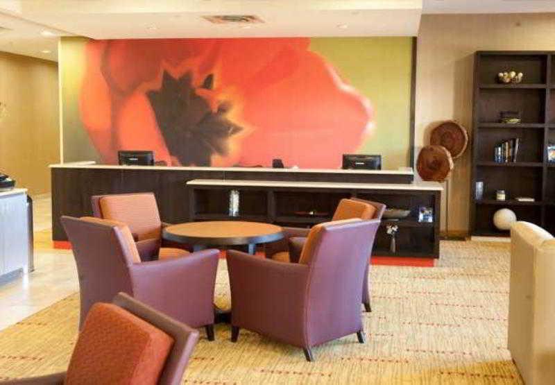 Courtyard By Marriott Norman Hotel Interior photo